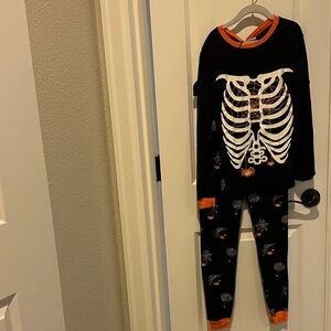 Family Pajamas Skeleton Print Kids Pajama Set - Black and Orange